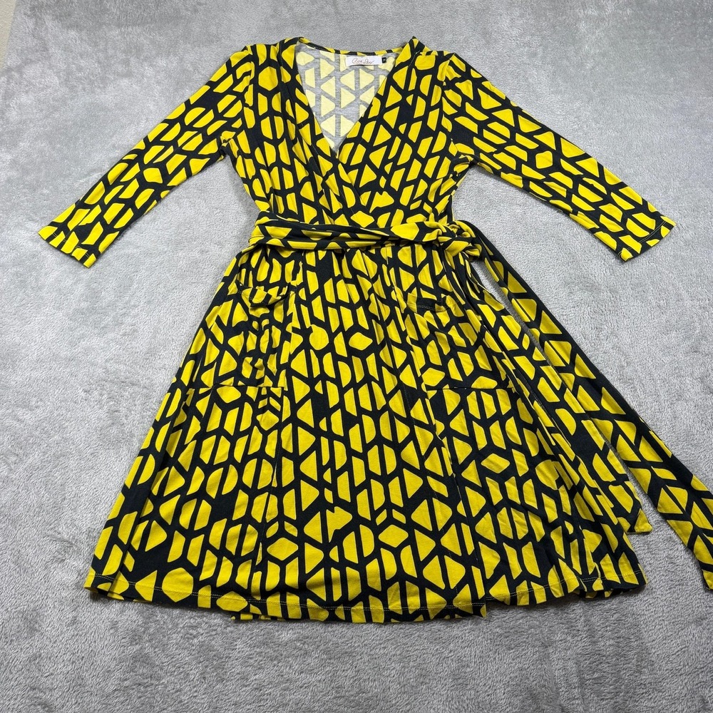 Ava Sky Yellow and Black Geometric Midi Dress